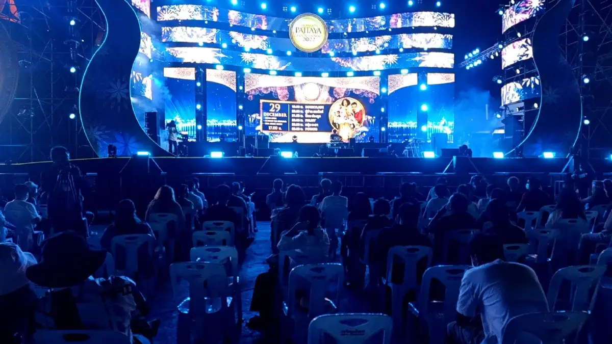 ชาวบ้านโวย “พัทยาเคาท์ดาวน์” เปิดเพลงกระหึ่มเกือบเช้า แทบไม่ได้นอน