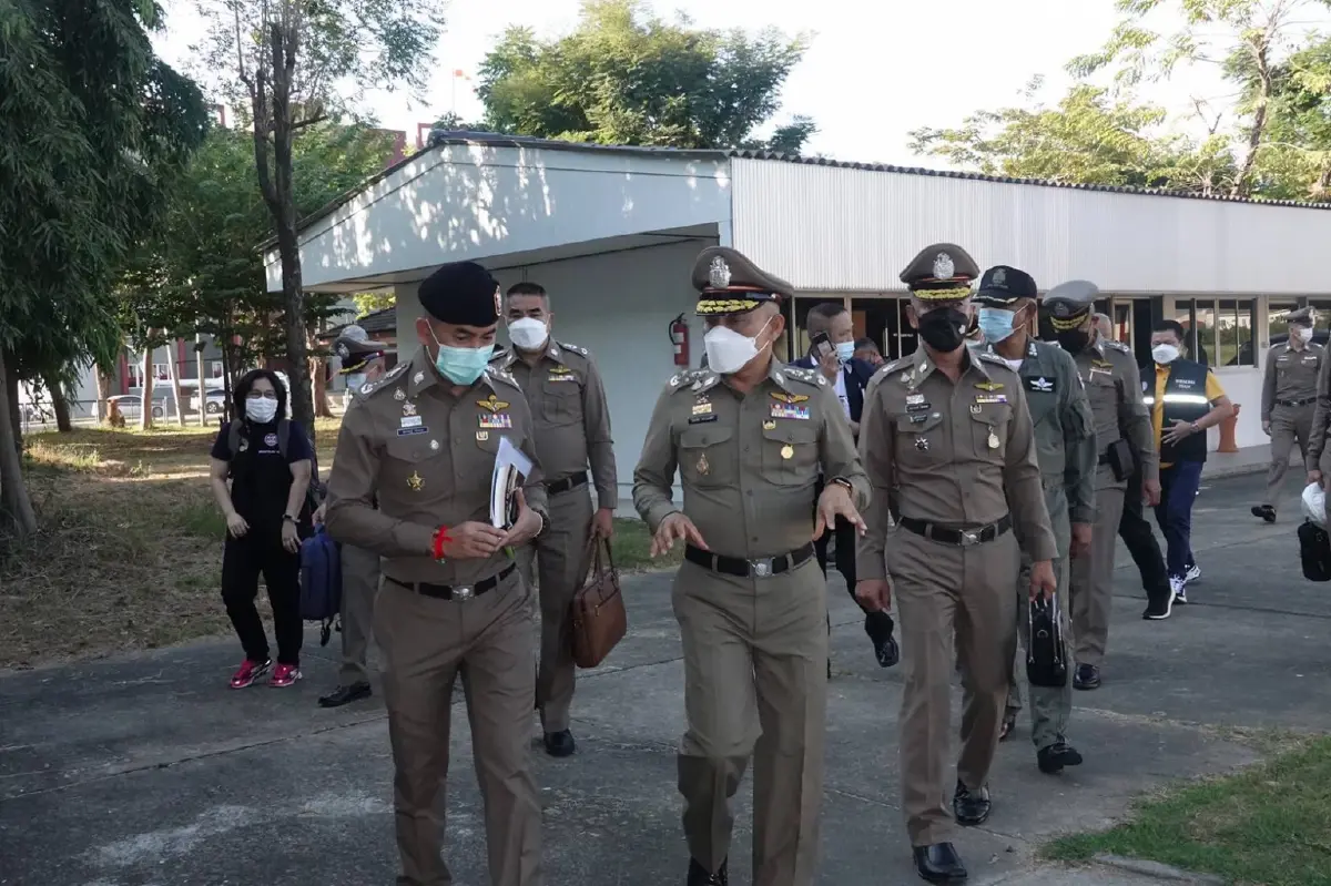"วิระชัย" ควง "บิ๊กโจ๊ก" ทลายแก๊งหนี้นอกระบบ 3 จว. 5 แก๊ง ยึดทรัพย์ 57.2 ล้านบาท