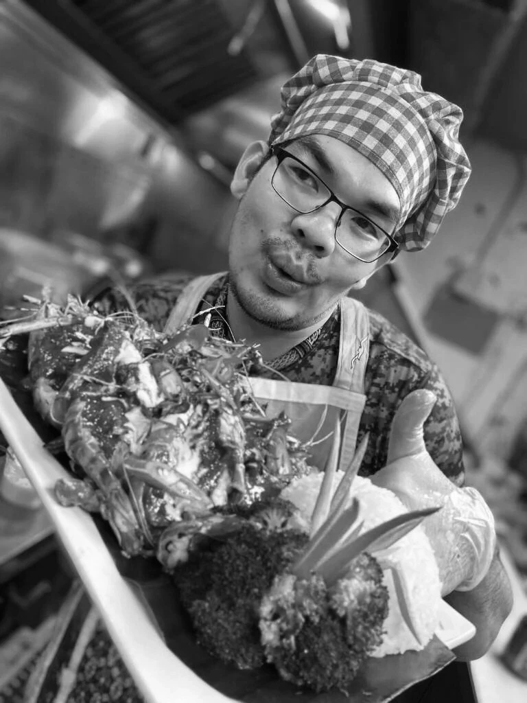 สุดเศร้า "เชฟแต่ง" เจ้าของเพจครัวแต่งศรีมณีเด้ง เสียชีวิตแล้ว