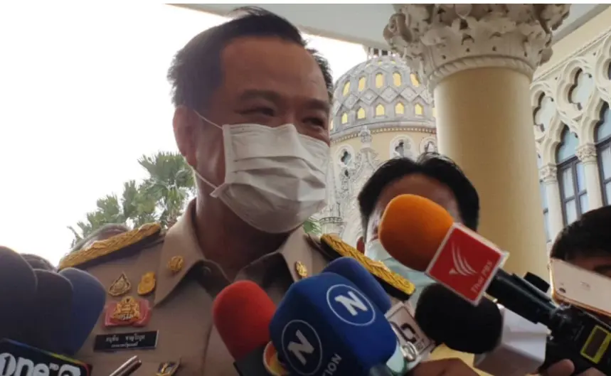 นายอนุทิน ชาญวีรกูล รองนายกรัฐมนตรี และ รมว.สาธารณสุข 