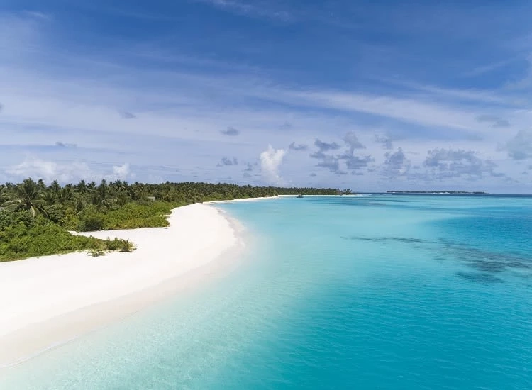 ไรเลย์ ติดสิบอันดับหาดสวยที่สุดในโลก 2021