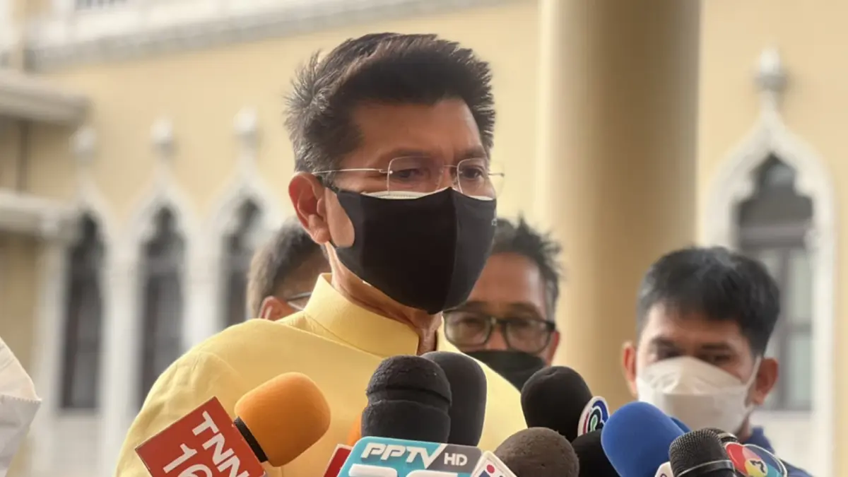 "สาธิต"ติง มารยาทพรรคร่วมส่งแข่งกันเองอาจได้ไม่คุ้มเสีย