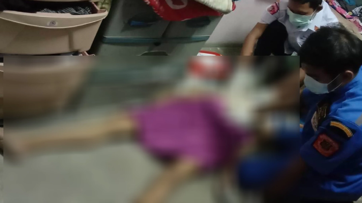 ผัวกระทืบเมียดับ เพราะสวมกระโจมอกตัวเดียว