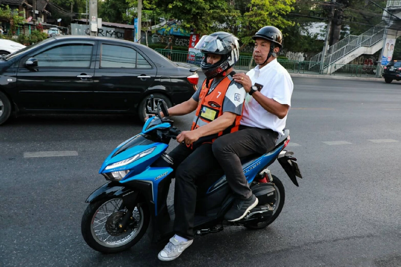 เปิดประวัติ "ชัชชาติ สิทธิพันธุ์" ผู้สมัครผู้ว่าฯกทม.