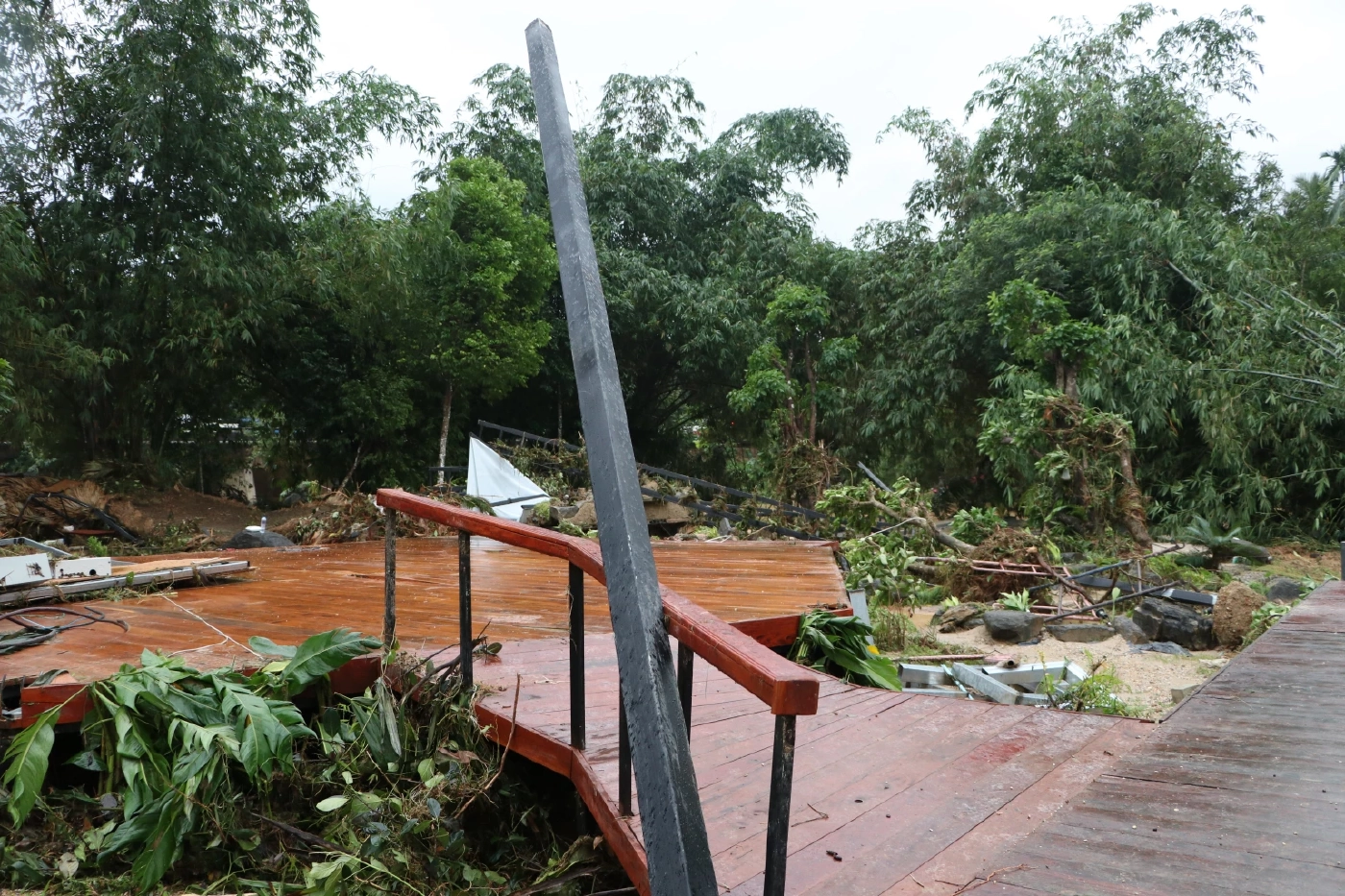 น้ำป่ารุนแรงสุดในรอบ 40 ปี ผู้ว่าฯพัทลุงเตือนที่ราบลุ่มระวังน้ำท่วม