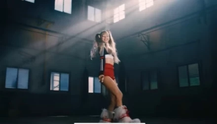 ที่สุดแห่งปี 2021 ปรากฎการณ์ “ลิซ่า” สวย –ปัง-ดังทุบสถิติโลก