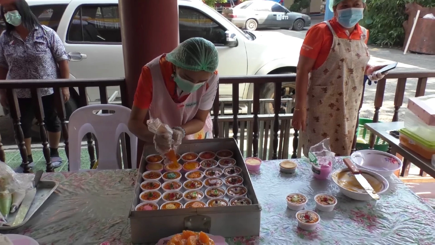 ชาวสวนพลิกวิกฤติ ‘ส้มโอ-มะพร้าว‘ ราคาร่วง