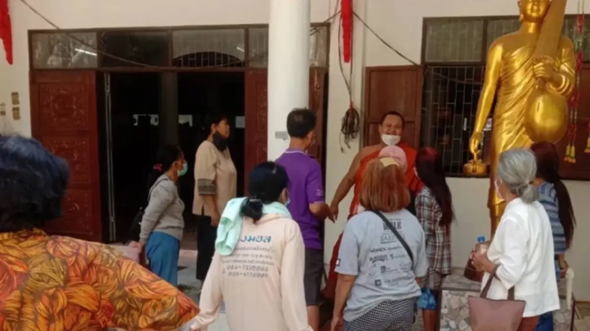 "พระเล็ก" ส่งพระเลขาเข้าวัดป่าแพงศรี ด้านชาวบ้านลุกฮือขับไล่