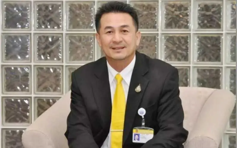 ชลน่าน ศรีแก้ว ส.ส.น่าน และหัวหน้าพรรคเพื่อไทย