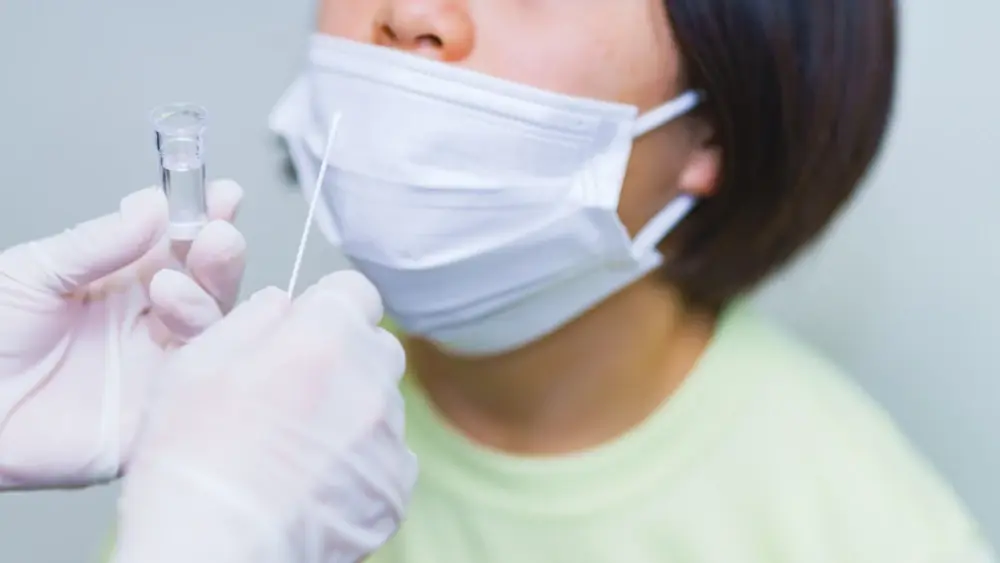 เผยคำตอบ "Swab" ลึกถึงเพดานจมูก ส่งผลเส้นประสาทรับกลิ่นเสียหายจริงหรือไม่