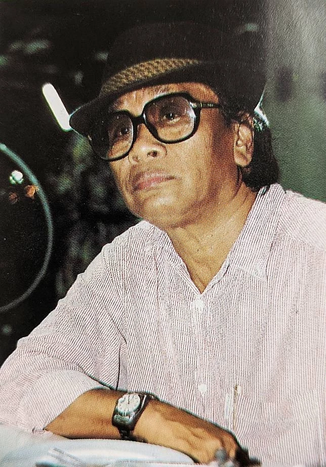 สิ้น ‘อาวัฒน์’ นักเขียนชื่อดังแห่งขายหัวเราะ