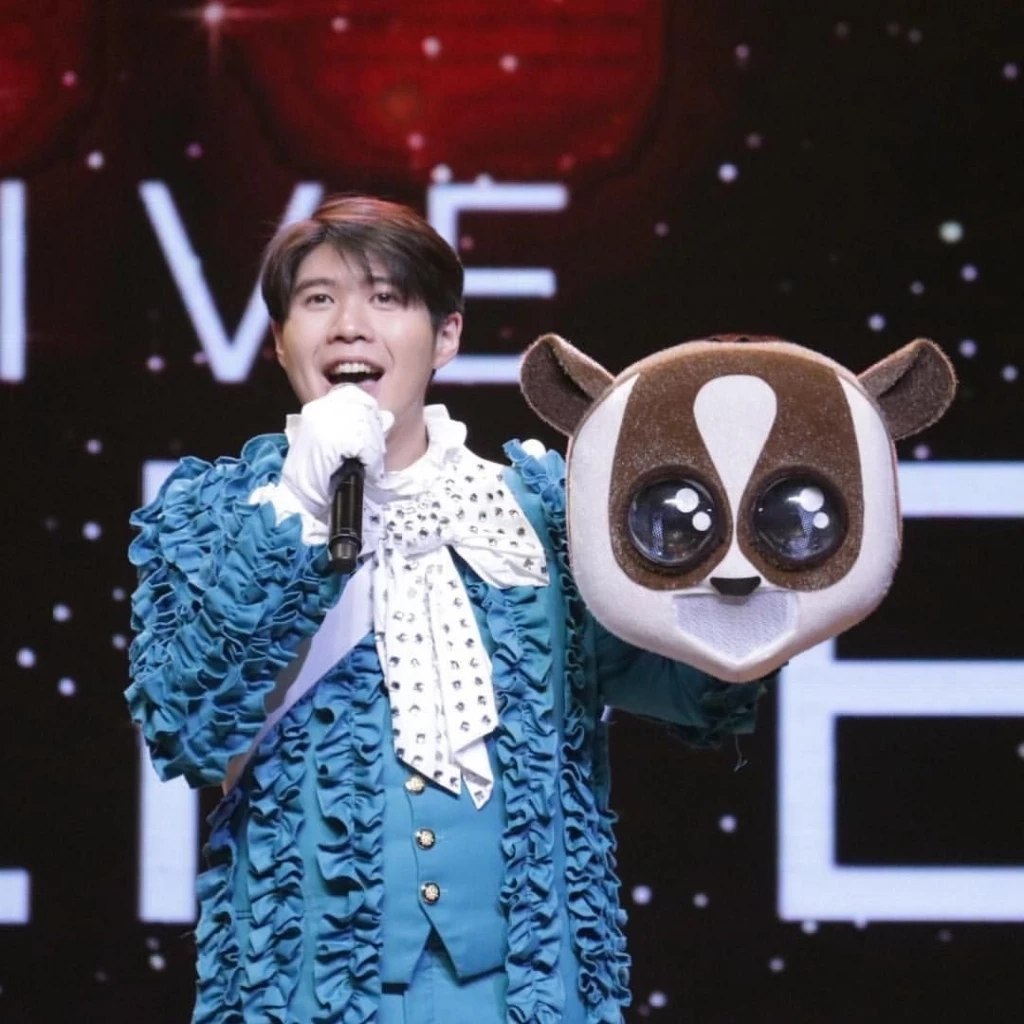 "อะตอม" ประกาศติดโควิด-19 จากคนใกล้ชิด โร่ขออภัยทุกคนที่เกี่ยวข้อง