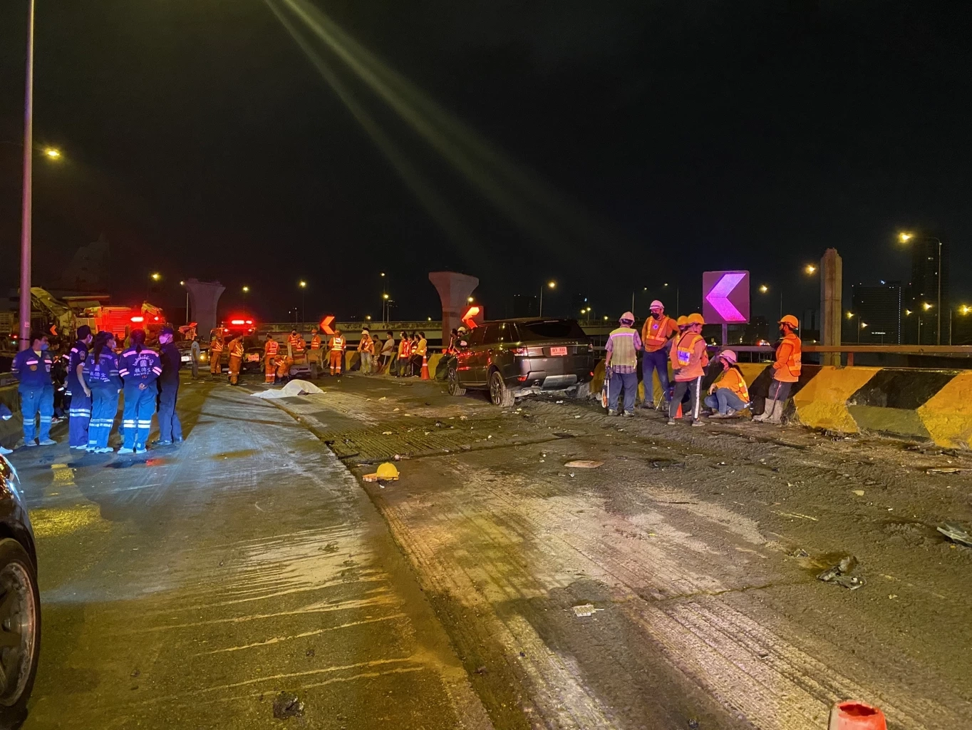 “หนุ่มนามสกุลเดียวเจ้าของห้างดัง” ซิ่งชนคนงานดับ ตร.ยัน แอลกอฮอล์ไม่เกิน