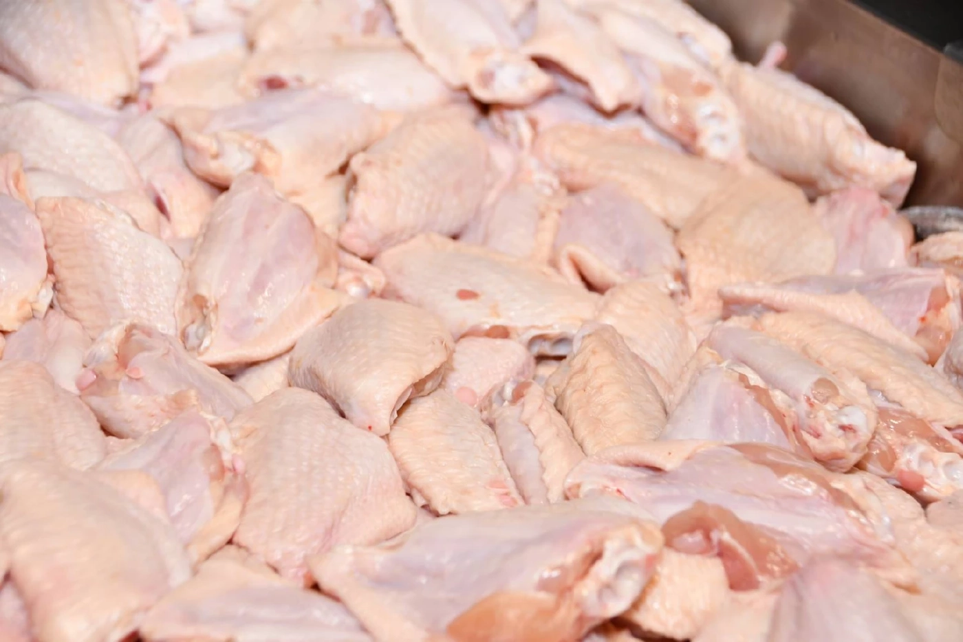 เช็กราคา “เนื้อไก่” หลังประกาศตรึงราคาวันแรก