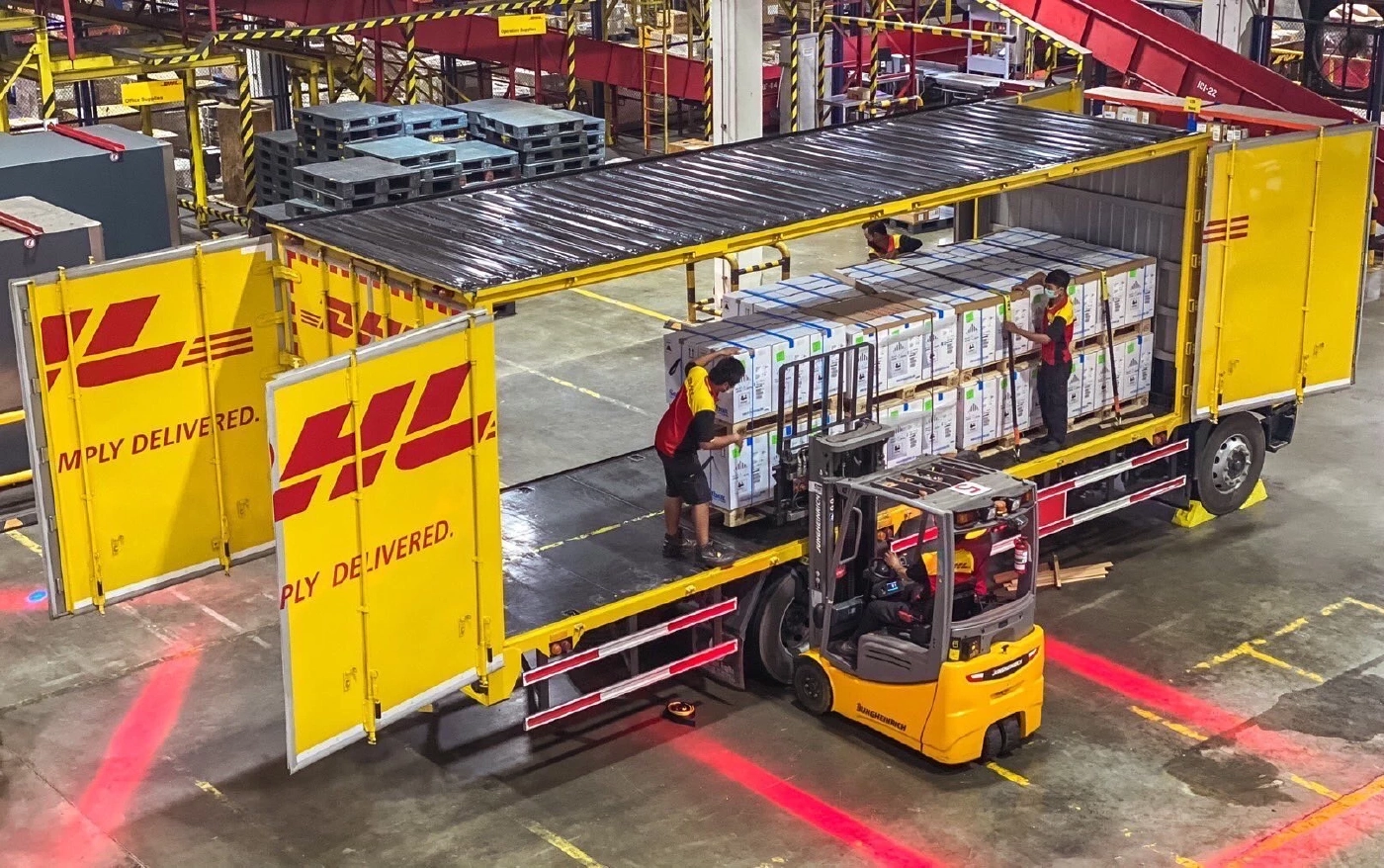 "ไฟเซอร์ฝาสีส้ม" ล็อตแรกถึงไทยแล้ว เริ่มฉีด 31 ม.ค.นี้