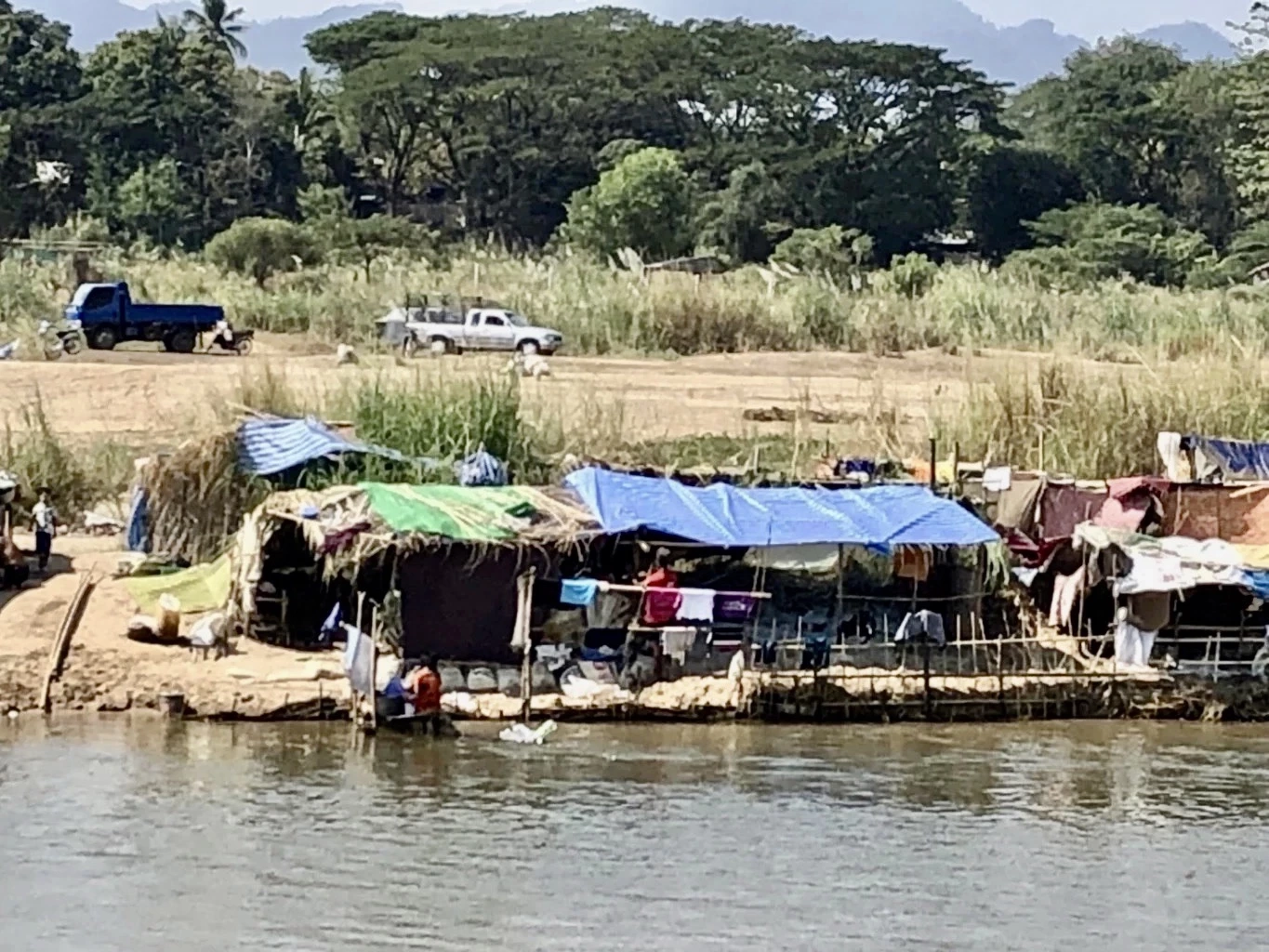 กะเหรี่ยง-เมียนมา สู้รบสงบเข้าวันที่ 3 โรงเรียนเปิดได้ปกติ