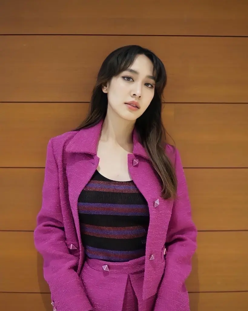 “มิน พีชญา” ตอบชัดหลังแฟนคลับเชียร์หนักให้เป็นแฟน “เวียร์ ศุกลวัฒน์”
