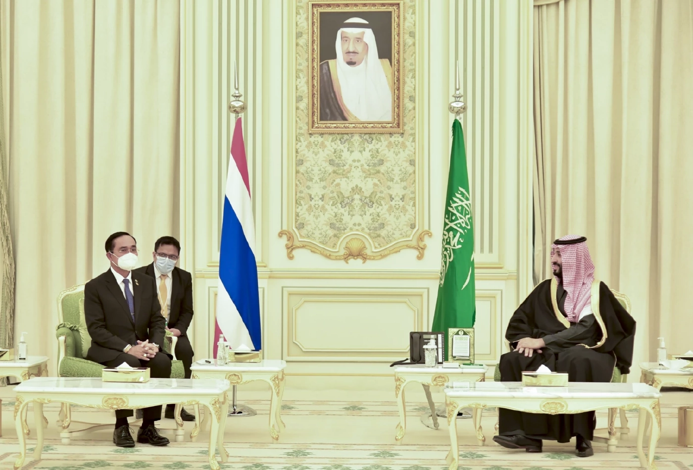 สื่อตีใหญ่ซาอุฯ ตีข่าว  บิ๊กตู่  เยือนฟื้นความสัมพันธ์ เตรียมตั้งฑูตรอบ 30 ปี