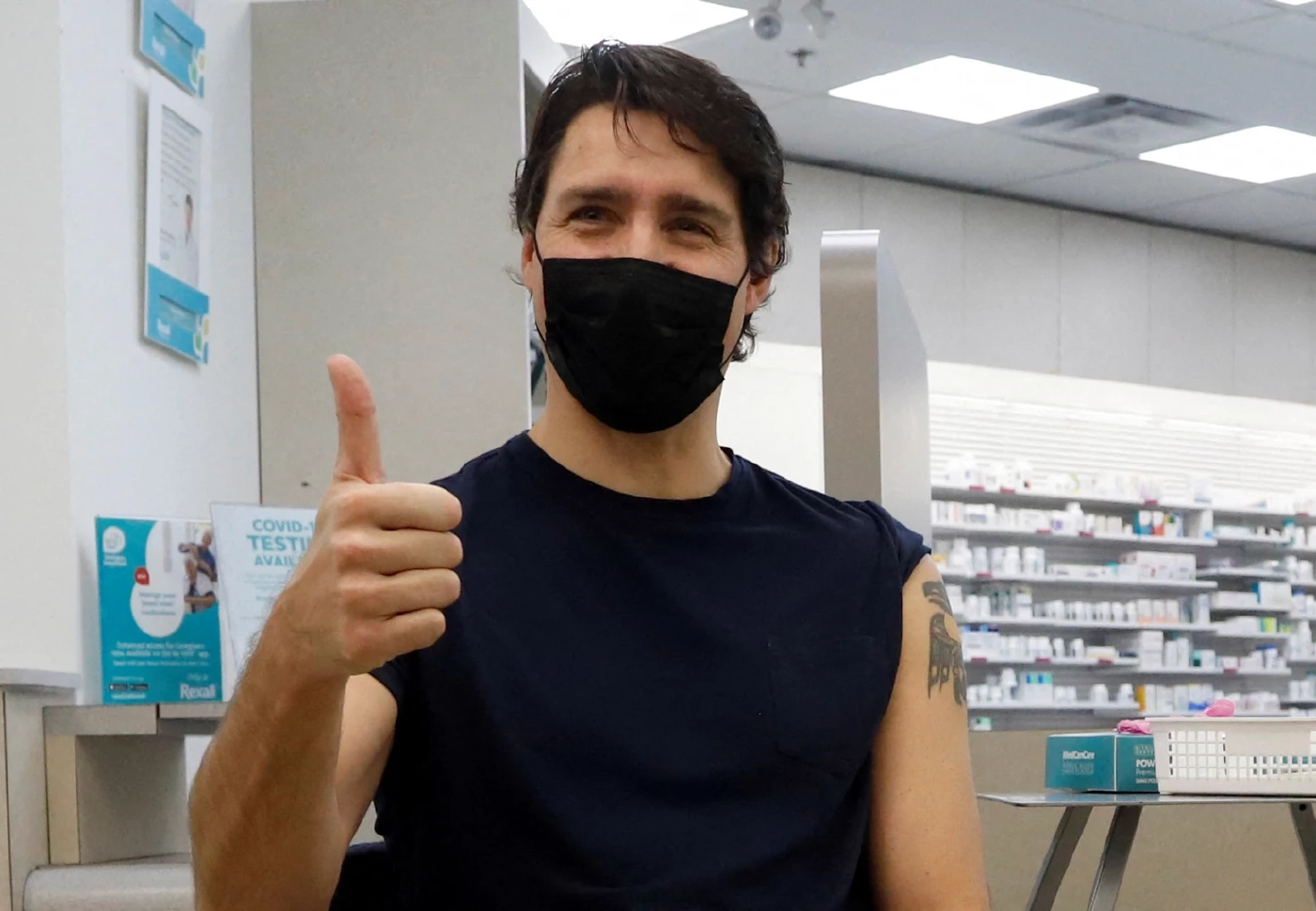 จัสติน ทรูโด เข้ารับการฉีดวัคซีนบูสเตอร์