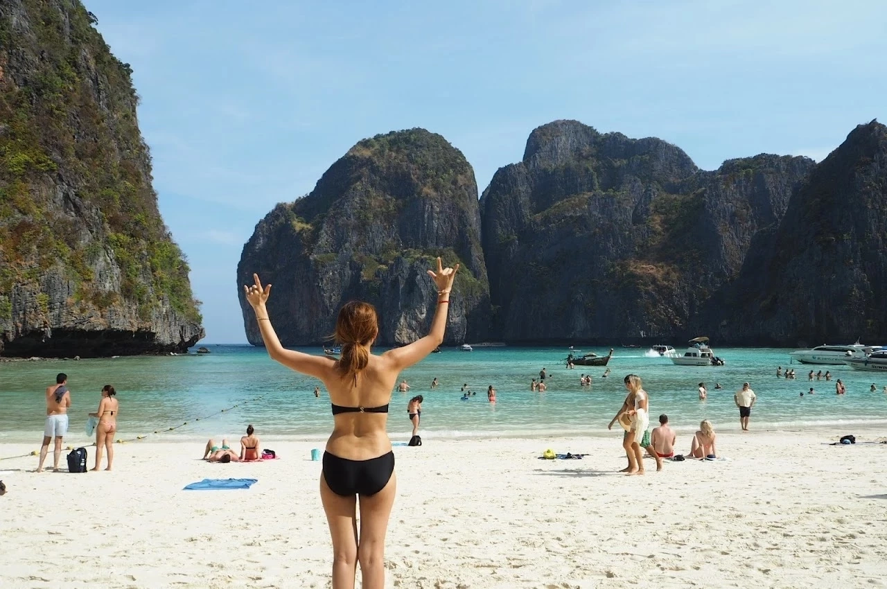 เช็กปฏิทิน วันหยุดเดือน ก.พ. 2565 วันไหนกันบ้าง พร้อมดีเดย์ "คนละครึ่งเฟส 4 "