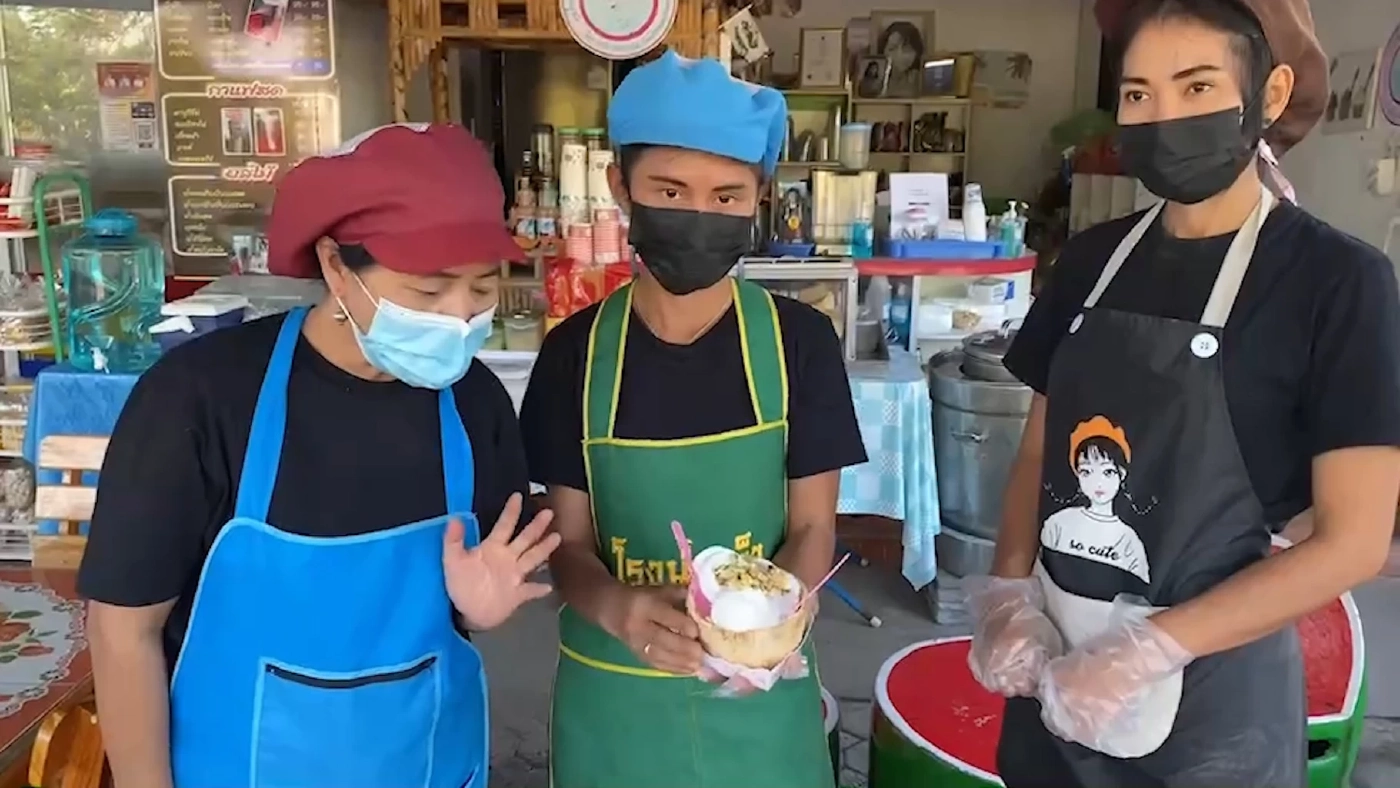 คิดค้นสูตร ‘ไอศกรีม-ก๋วยเตี๋ยว‘ สร้างอาชีพเสริม