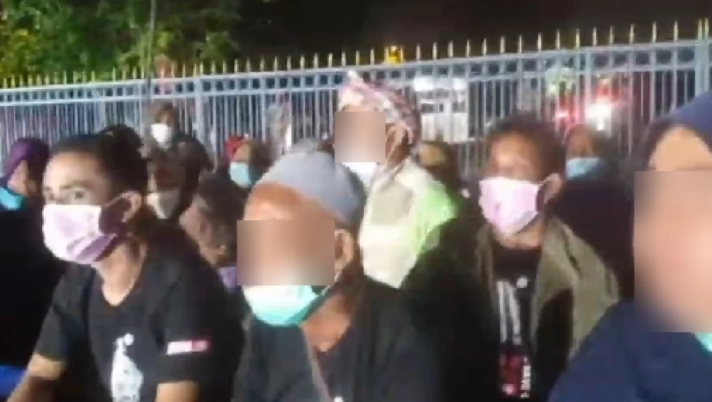 ชาวบ้านจะนะ บุกขอสนับสนุนเงินกองทุนกองทุนยุติธรรมสู้คดีม็อบหน้าทำเนียบฯ