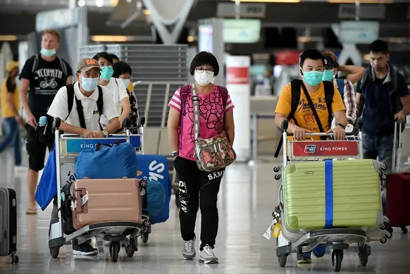 ศบค. เผยพบผู้ติดเชื้อเดินทางจากต่างประเทศ 156 ราย