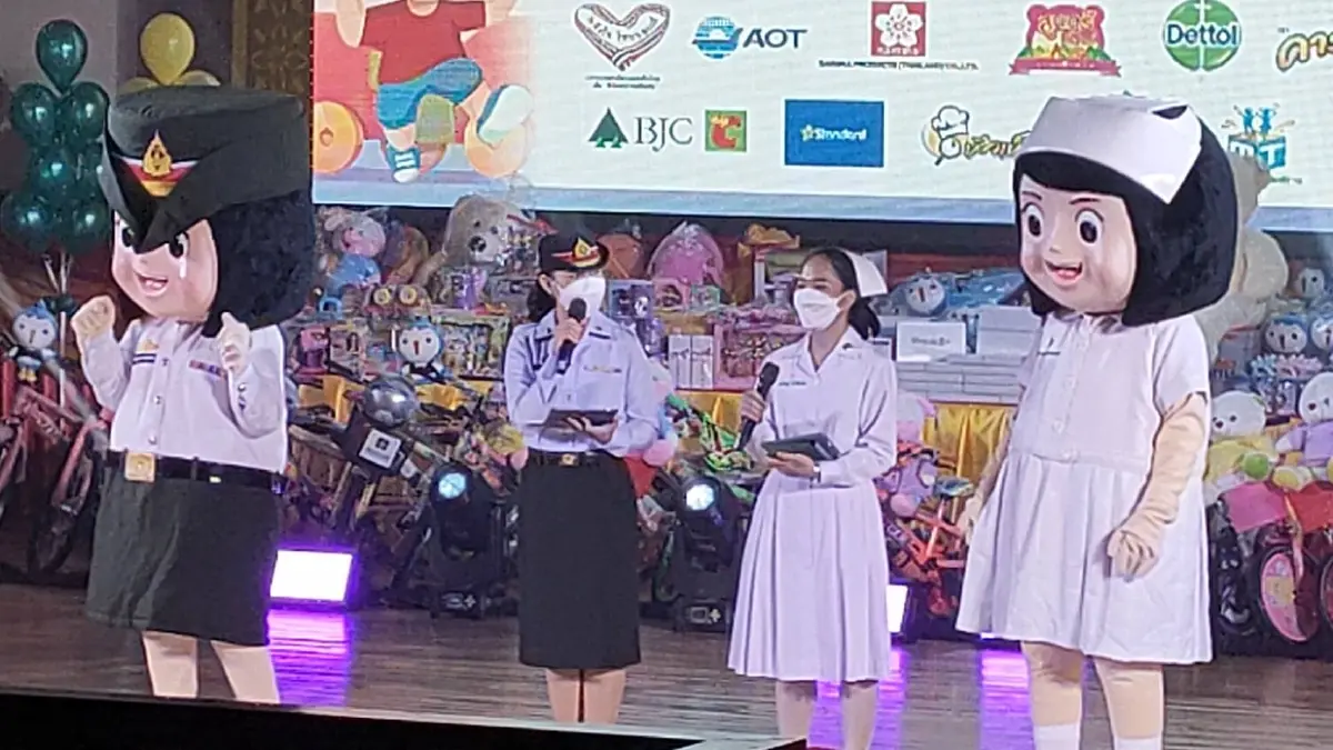ทบ.จัดวันเด็กออนไลน์ “ลุงบี้” เปรยเสียดายโควิด ทำเด็กๆ พลาดถ่ายยุทโธปกรณ์