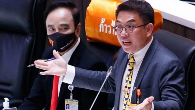 เปิดประวัติ “วิโรจน์ ลักขณาอดิศร” จาก "ดาวเด่นสภา" สู่ "แคนดิเดต ผู้ว่าฯกทม."