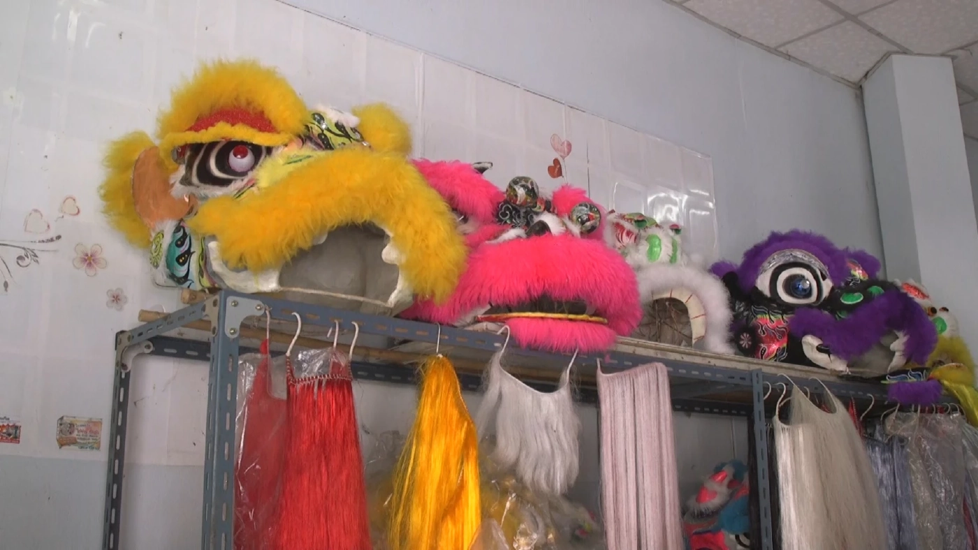 พิษโควิด!ทำอาชีพ 'เชิดสิงโต' รายได้วูบ 60%