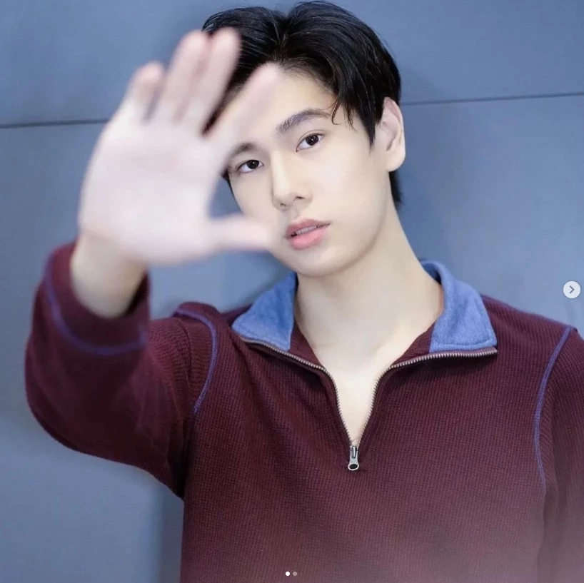 พระเอกหนุ่ม “ภูวินทร์” ติดโควิด-19 รักษาตัวที่บ้าน