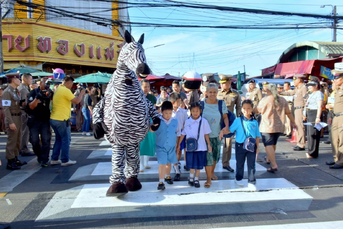 กทม. สร้างจิตสำนึกการใช้รถใช้ถนนอย่างปลอดภัยและรักษาวินัยจราจร