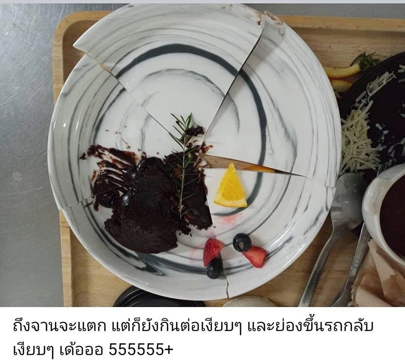 สาวทะเลาะหนุ่มกลางคาเฟ่เขาใหญ่ พังร้านเละไม่เป็นท่า