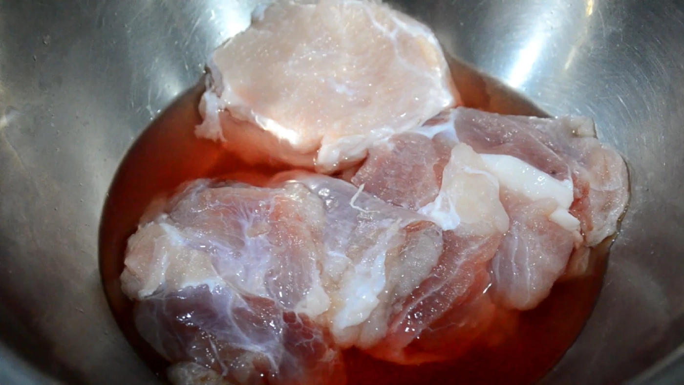 หมูแพง! ประชาชนแห่บริโภคเนื้อจระเข้