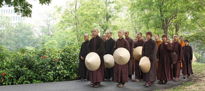 “ติช นัท ฮันห์” ผู้นำจิตวิญญาณชาวเวียดนาม ละสังขารแล้ว