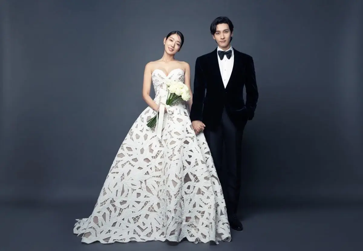 เปิดภาพพรีเวดดิ้ง“พัคชินฮเย-ชเวแทจุน” แฟนคลับแห่ร่วมยินดี