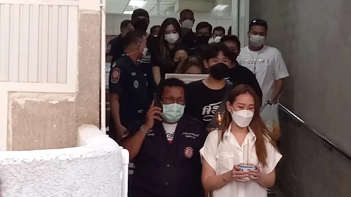 คนบันเทิงร่วมไว้อาลัย "ศรเพชร ศรสุพรรณ" ที่วัดยางไทยเจริญผล