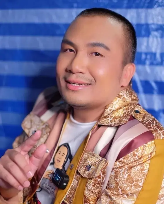 “ทิดสมปอง” ลั่นจะเป็นเด็กดี สำรวมเรื่องผู้หญิง หลังถูกดราม่าภาพสาวนั่งตัก