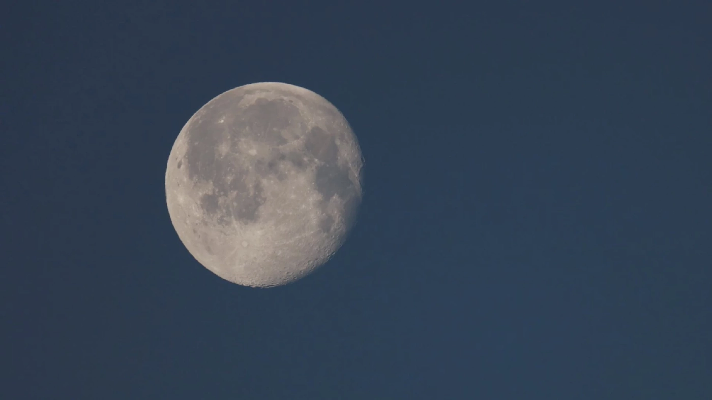 ชิ้นส่วนจรวดสเปซเอ็กซ์จะพุ่งชนดวงจันทร์ มี.ค.