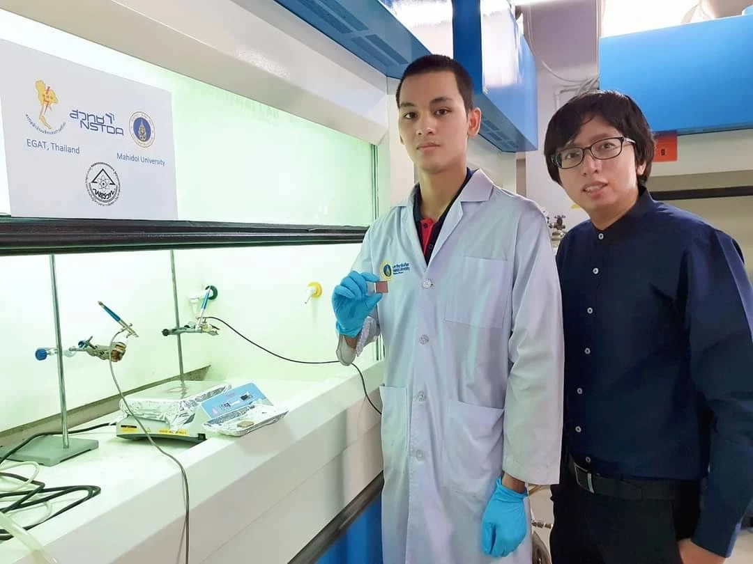 มหิดลผลิต “โซล่าเซลล์เพอรอฟสไกต์” ควบคุมได้ ครั้งแรกของโลก