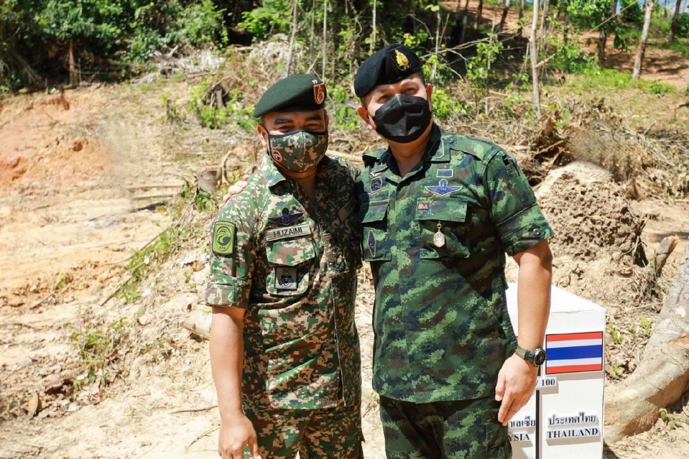 ทหารไทย-มาเลเซีย ร่วมตรวจฐานปฏิบัติการร่วมเพื่อความมั่นคงทั้งสองชาติ