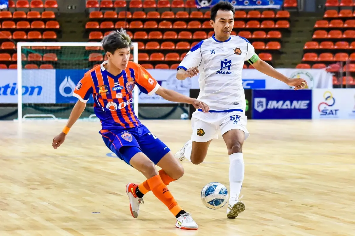 ธรรมศาสตร์เจ๊าท่าเรือ, บางกอกซิตี้พ่าย8เกมติดศึกฟุตซอลไทยลีก