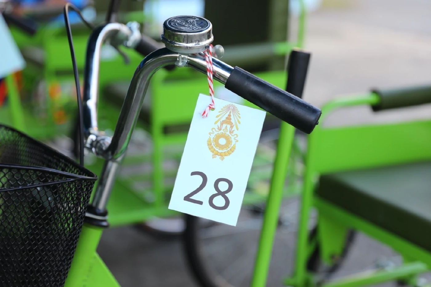 กองทัพบกเดินหน้านโยบายช่วยเหลือสังคม มอบรถสามล้อโยกให้ผู้พิการ