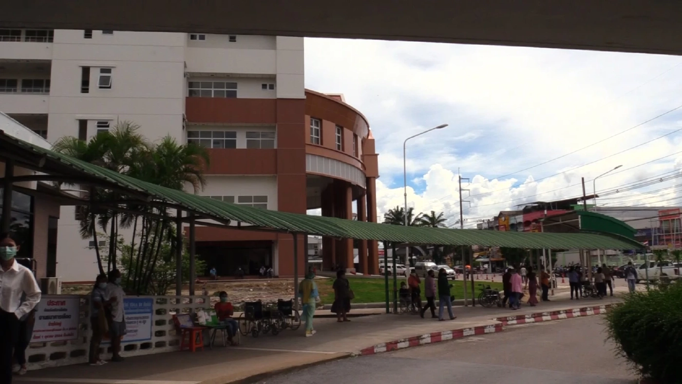 นักโทษชายติดโควิดคลั่งกระโดดชั้น 6 รพ.มหาราชนครศรีฯ ดับ