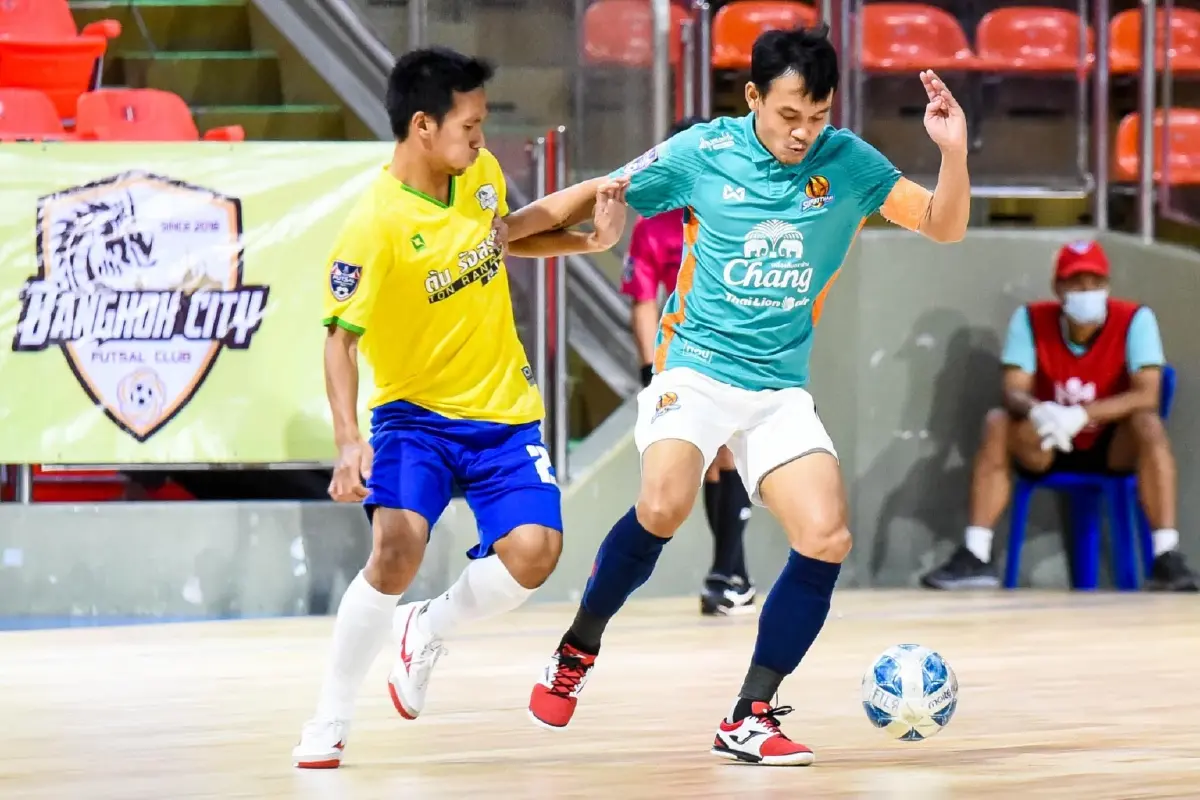 ธรรมศาสตร์เจ๊าท่าเรือ, บางกอกซิตี้พ่าย8เกมติดศึกฟุตซอลไทยลีก