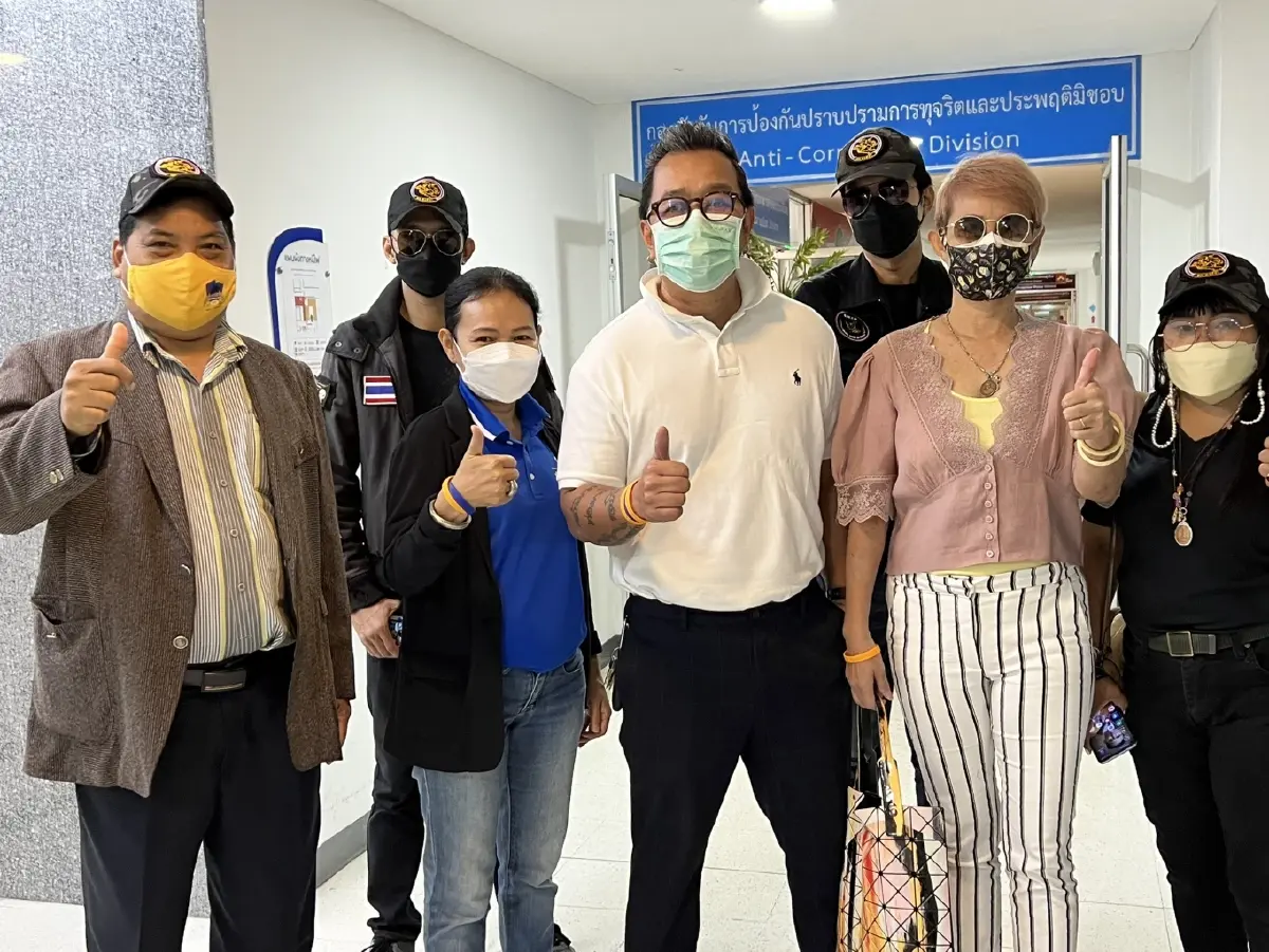 ภาคีประชาชนปกป้องสถาบันฯ ให้ปากคำ ปอท. เอาผิด 8 ขรก. หมิ่นเบื้องสูงฯ