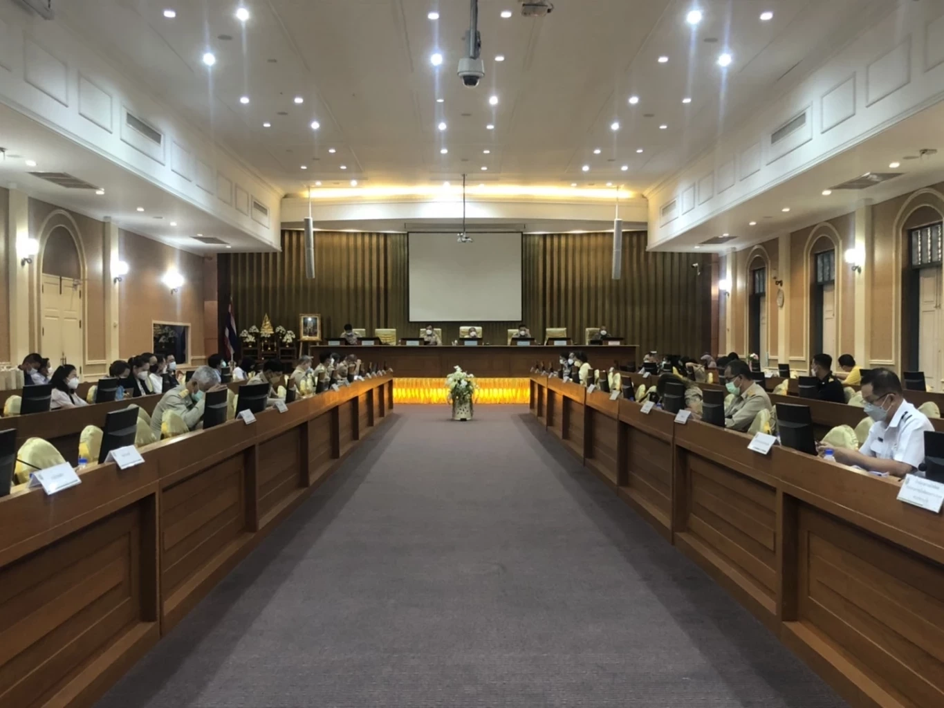 ภูเก็ต สั่งโรงแรมกันห้อง 5% ทำ "Hotel Room Isolation" รองรับต่างชาติติดโควิด