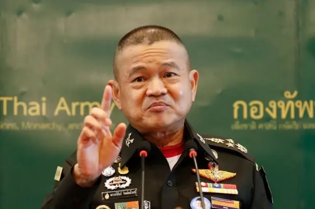  พลเอกณรงค์พันธ์ จิตต์แก้วแท้ ผู้บัญชาการทหารบก 