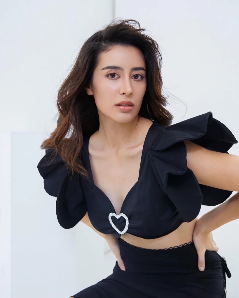 “จีนส์ แอนโฟเน่” เปิดใจเล่าเข้าวงการไม่ใช้เส้นพ่อแม่ ขอพิสูจน์ลบข้อครหา