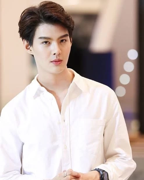 “เซ้นต์ ศุภพงษ์” เคลียร์ข่าวมีเสี่ยเปย์ ทะเลาะคู่จิ้น ครอบครัวตกอับ